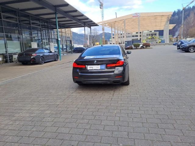 BMW 550 550i Sedan xDrive