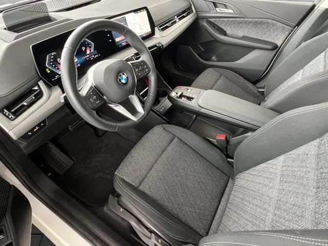 BMW 220 220i Active Tourer