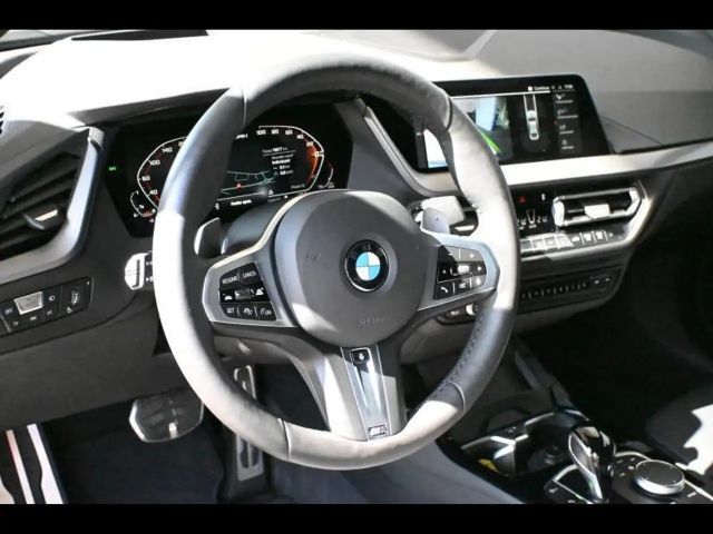 BMW 235 Sedan xDrive