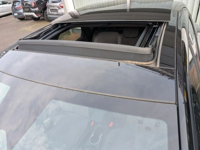 Renault Captur EDC Hybrid Techno