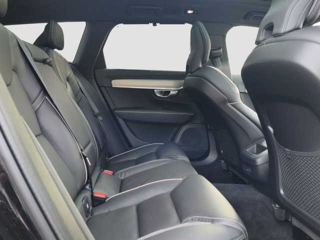 Volvo V90 Cross Country AWD Plus