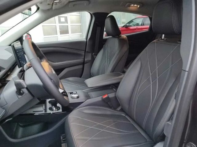 Ford Mustang Mach-E NAVI Klimaaut RFK SHZ FSH Digitales Cockpit Sounds