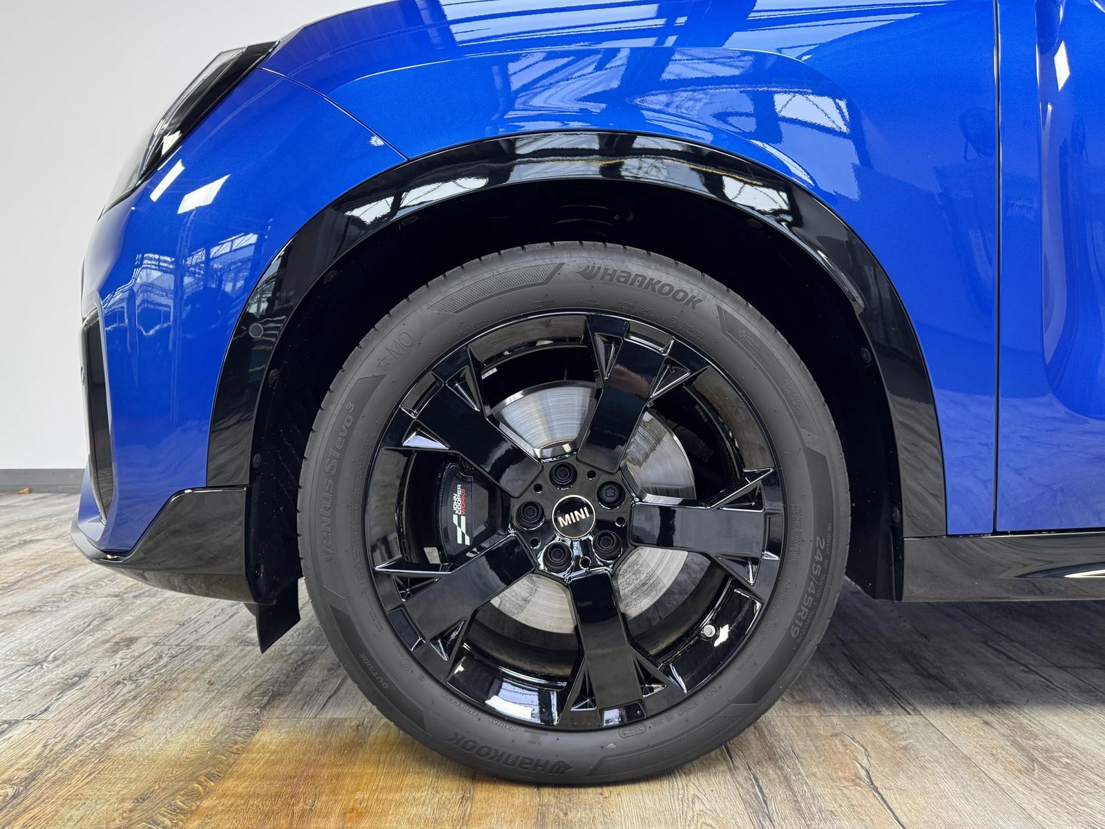 MINI Cooper C Countryman John Cooper Works