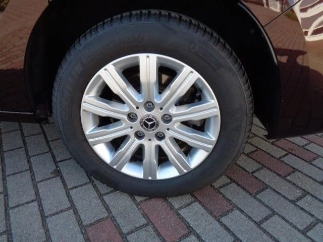 Mercedes-Benz T 180 T 180,NAVI,KAMERA,LED,SPUR,NP:43.790,-EURO