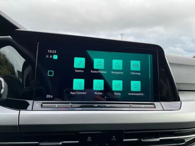 Volkswagen Golf DSG Life Variant