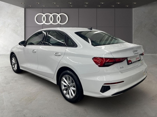Audi A3 30 TFSI S-Tronic Sedan