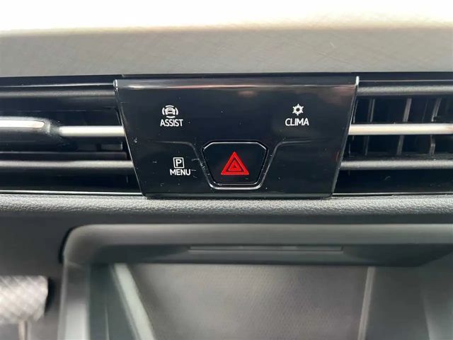 Volkswagen Golf 1.5 eTSI DSG Life