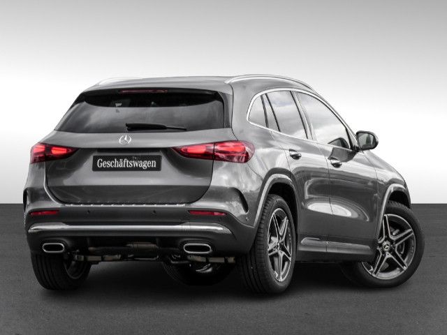 Mercedes-Benz GLA 200 AMG Line