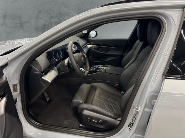 BMW 520 520d M-Sport Touring xDrive