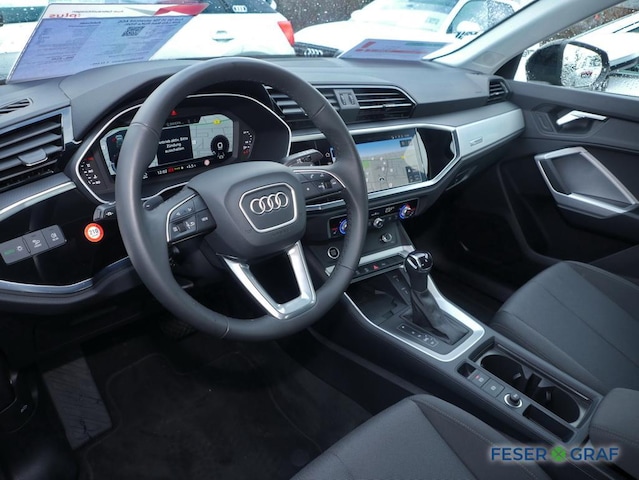 Audi Q3 35 TDI S-Tronic