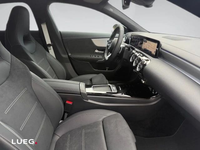 Mercedes-Benz CLA 200 AMG Line Shooting Brake