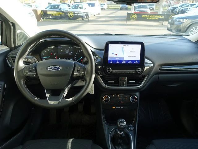 Ford Puma EcoBoost Titanium