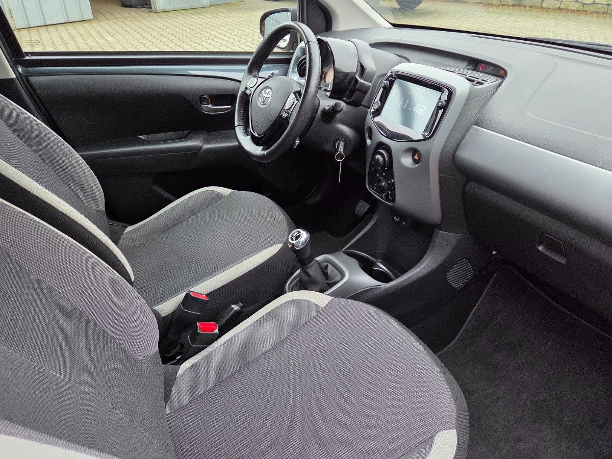 Toyota Aygo 5-deurs Play X-play