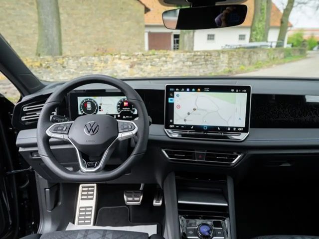 Volkswagen Tiguan DSG R-Line Style