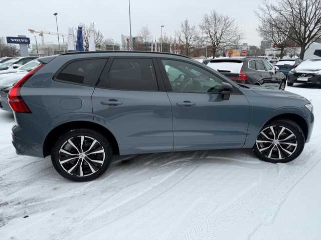 Volvo XC60 AWD Dark Plus