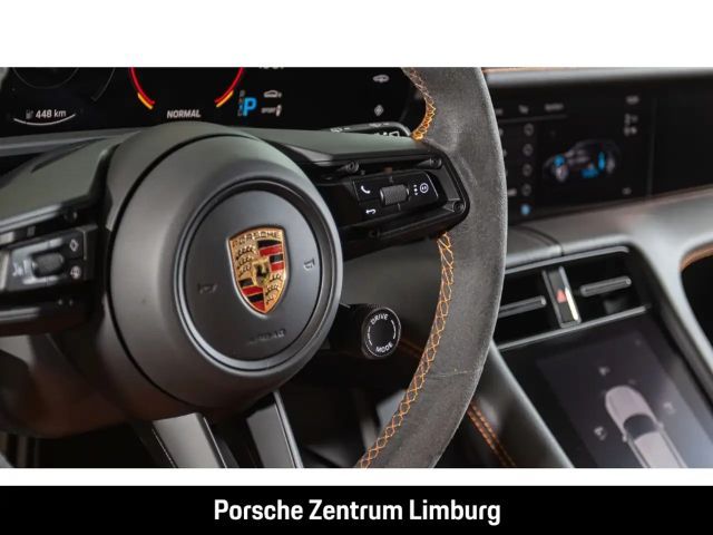 Porsche Taycan Cross Turismo Turbo