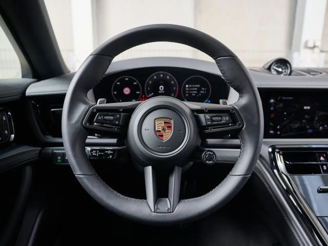 Porsche Panamera 4 E-Hybrid