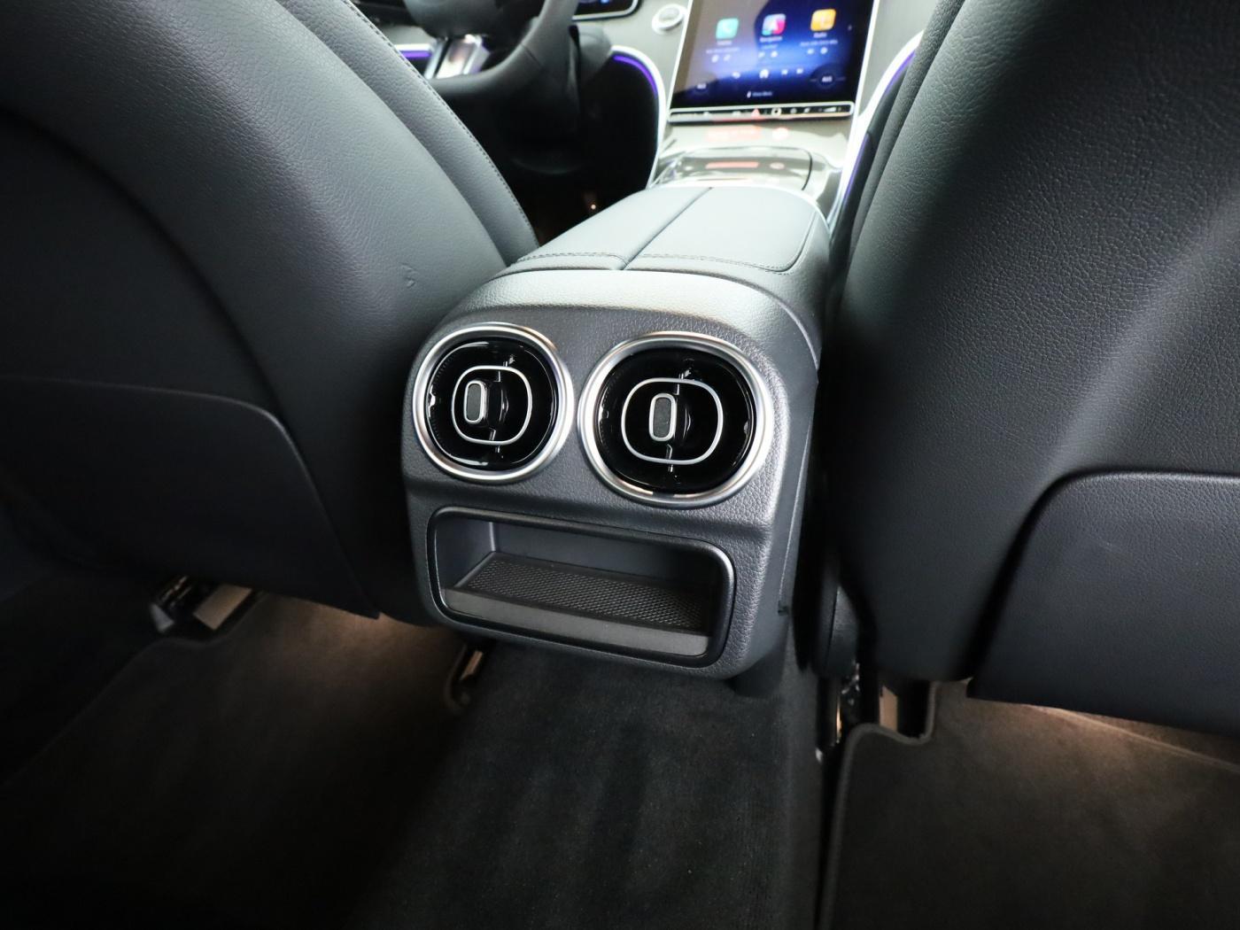 Mercedes-Benz C 200 Sedan