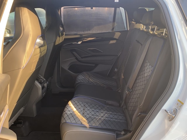 Volkswagen Tayron 2.0 TDI 4Motion DSG R-Line