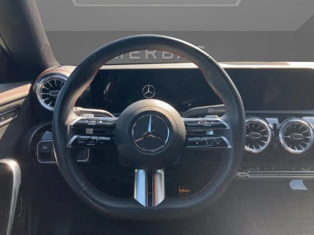 Mercedes-Benz CLA 200 AMG Line CLA 200 d Coupé