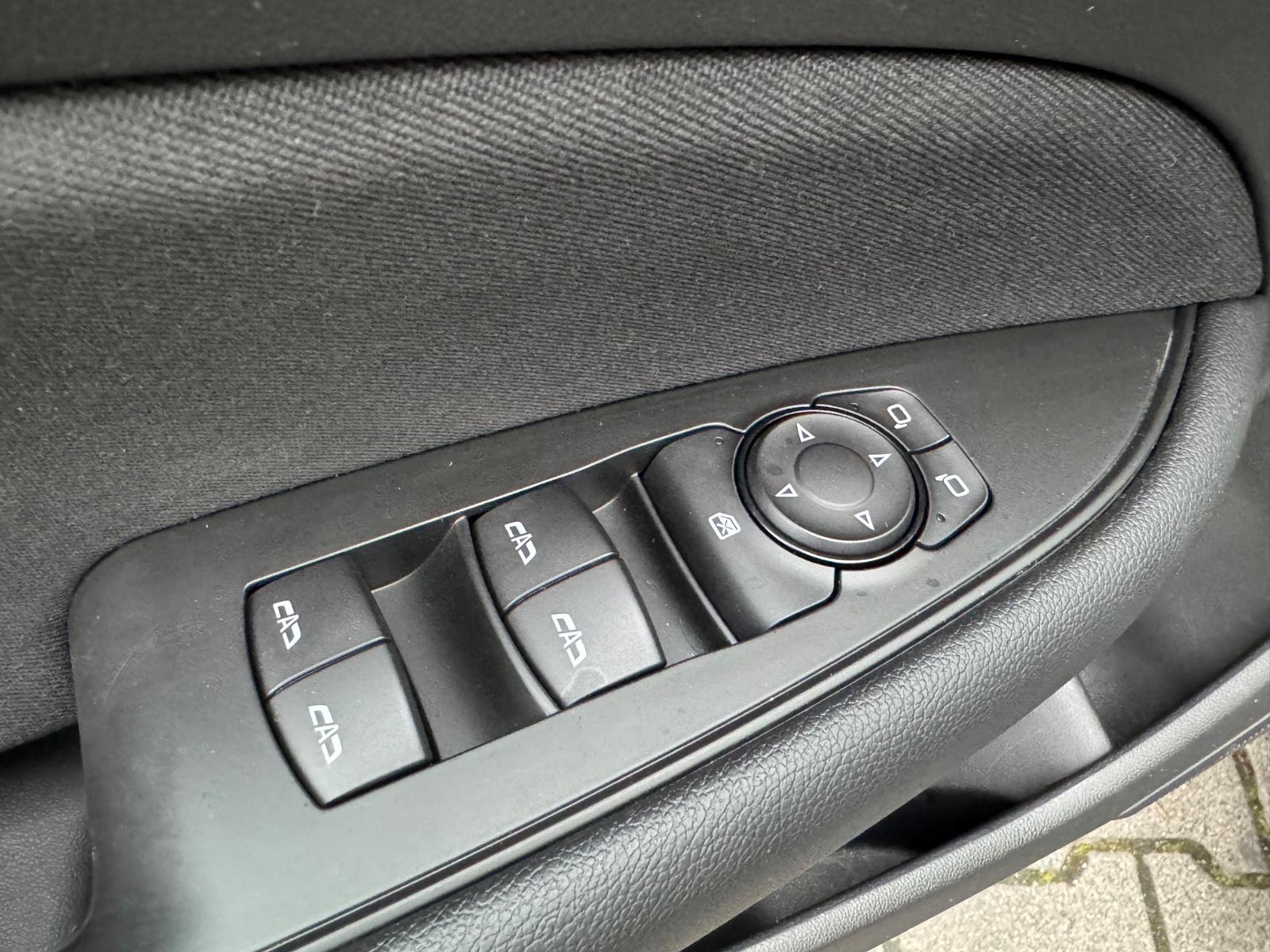 Opel Insignia 2.0 CDTI Business