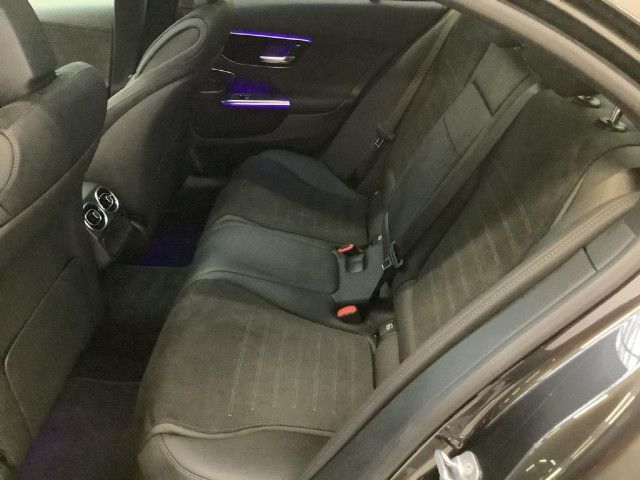 Mercedes-Benz C 180 AMG Line Sedan