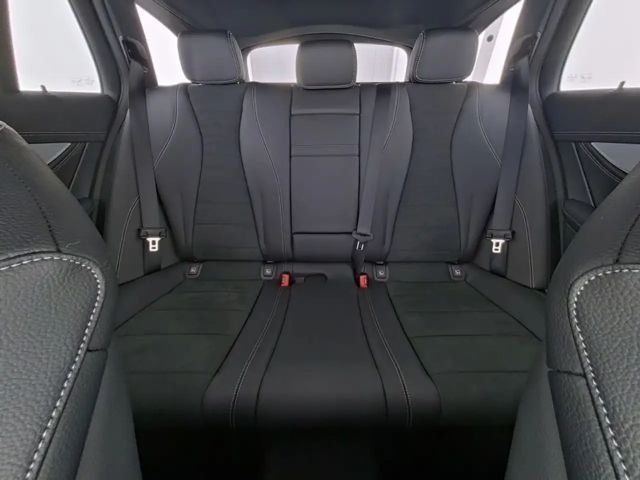 Mercedes-Benz E 220 AMG Line E 220 d Estate