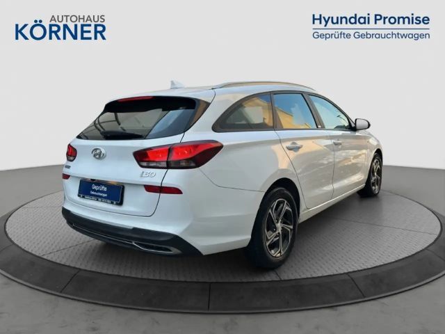 Hyundai i30 T-GDi Trend