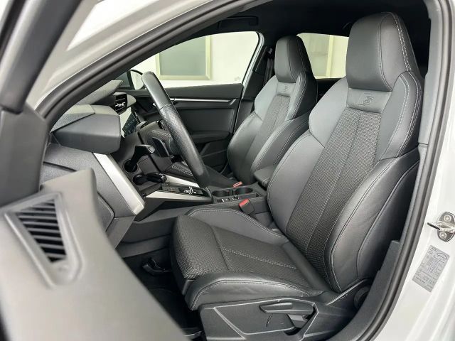 Audi A3 35 TFSI S-Line Sportback