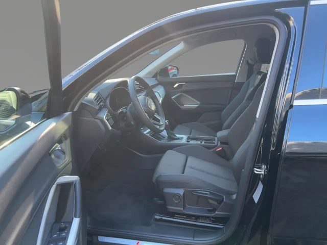 Audi Q3 35 TFSI S-Line