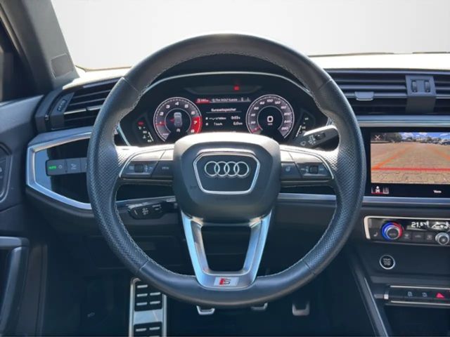 Audi Q3 S-Line