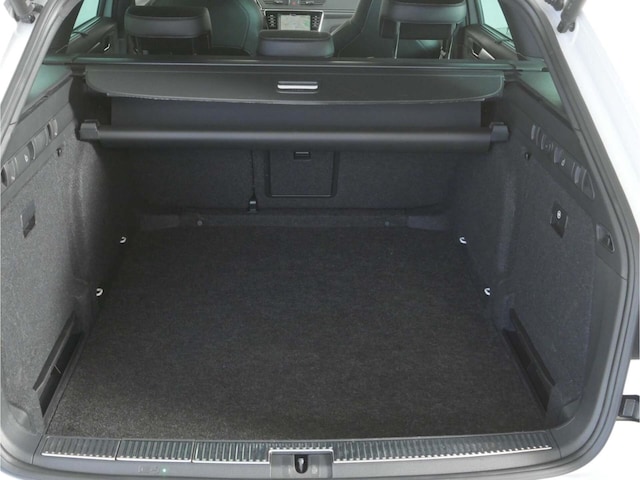 Skoda Superb 2.0 TSI Combi Sportline