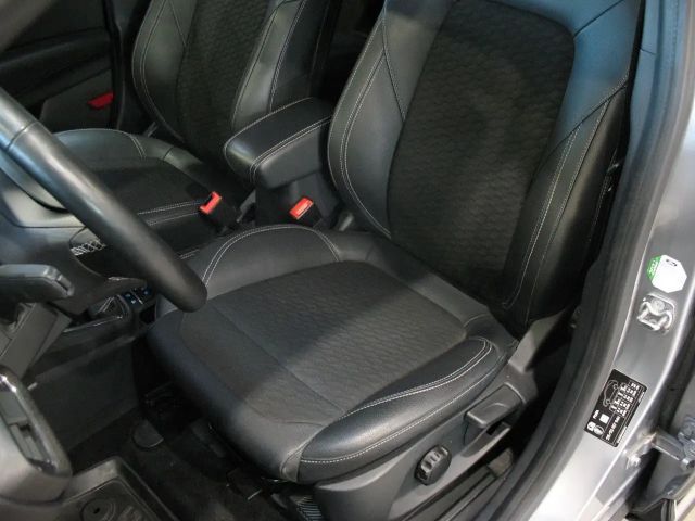 Ford Puma EcoBoost Titanium