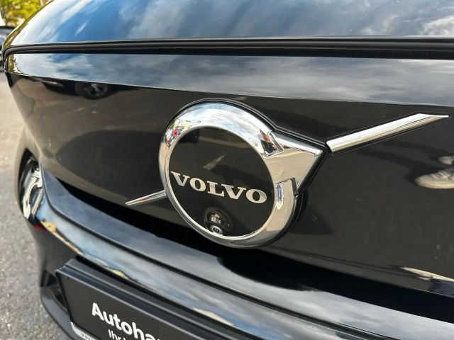 Volvo EX40 Ultimate Pano,360°,AHK,BLIS,ACC