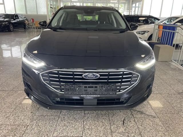 Ford Focus Titanium Wagon