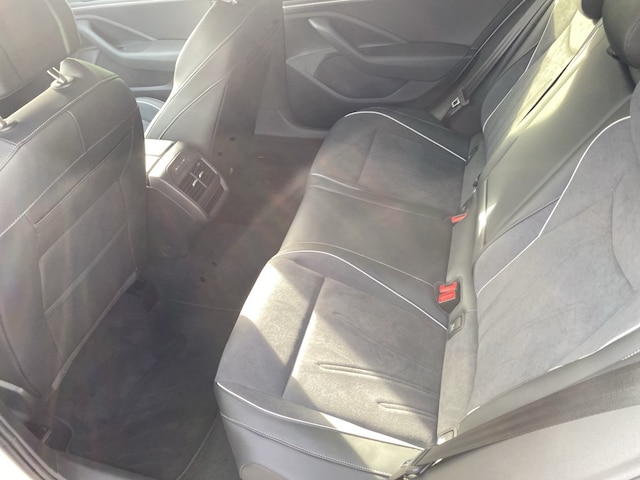 Volkswagen Passat 2.0 TDI Business DSG Variant