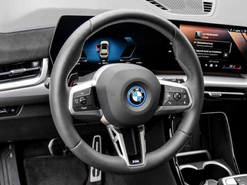 BMW iX1 xDrive30