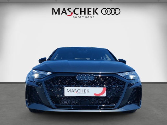 Audi RS3 Quattro S-Tronic Sedan