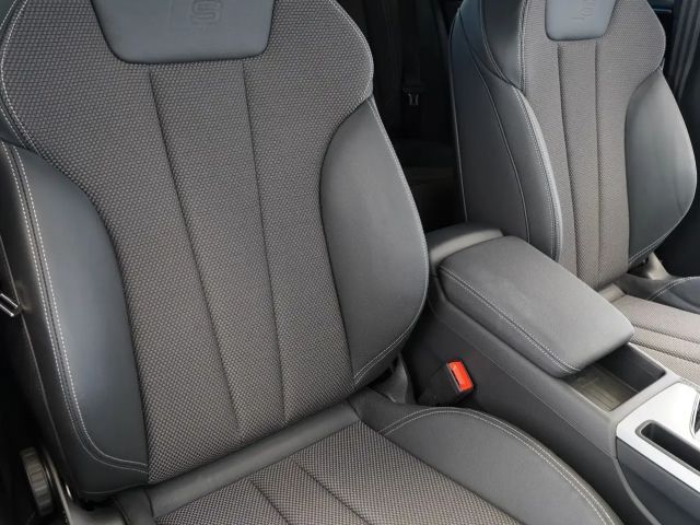 Audi A4 35 TDI Avant Competition S-Line