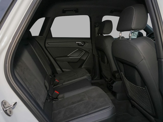 Audi Q3 35 TDI Quattro S-Tronic