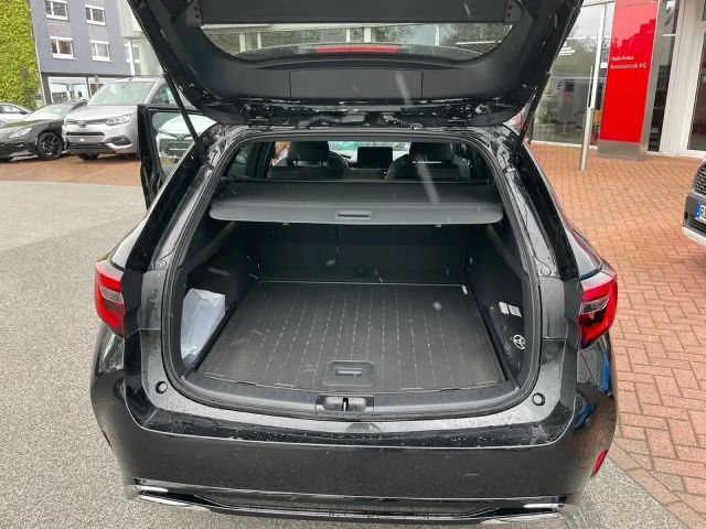 Toyota Corolla Hybride Team D