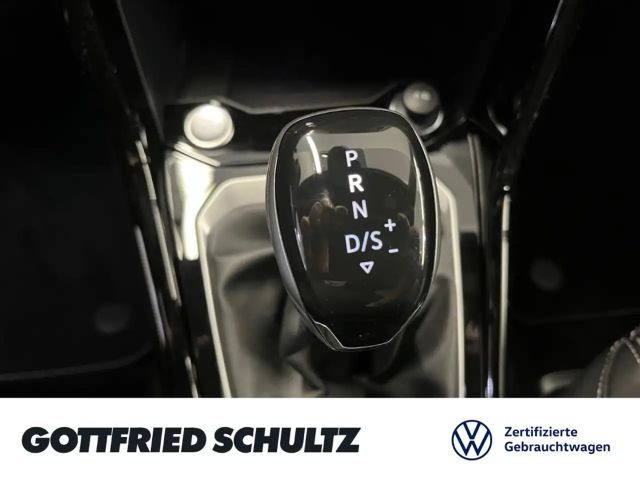 Volkswagen T-Roc 1.5 TSI DSG R-Line