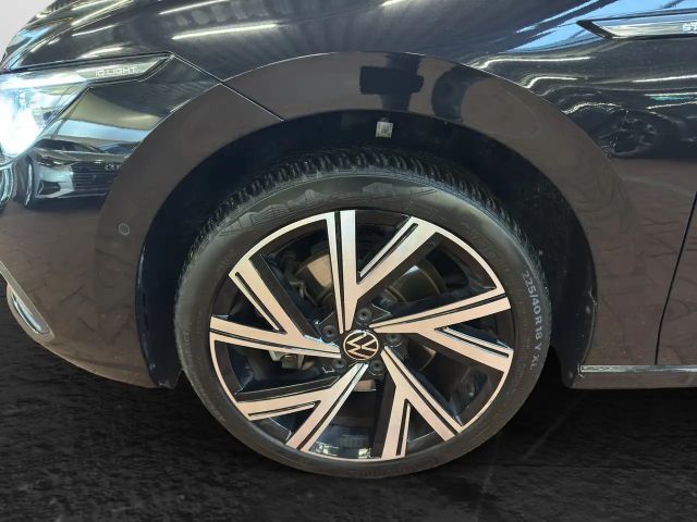 Volkswagen Golf 2.0 TSI DSG Style Variant