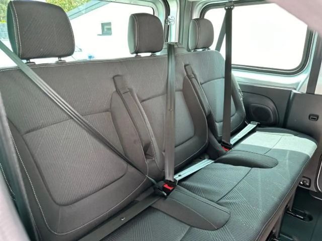 Nissan Primastar 8-zitter L1H1 Tekna