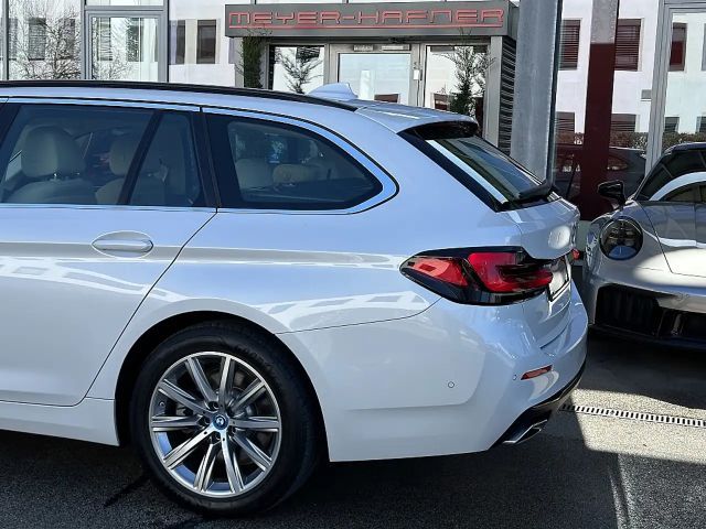 BMW 530 530e Touring