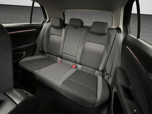 Volkswagen Golf 1.5 TSI Golf VIII