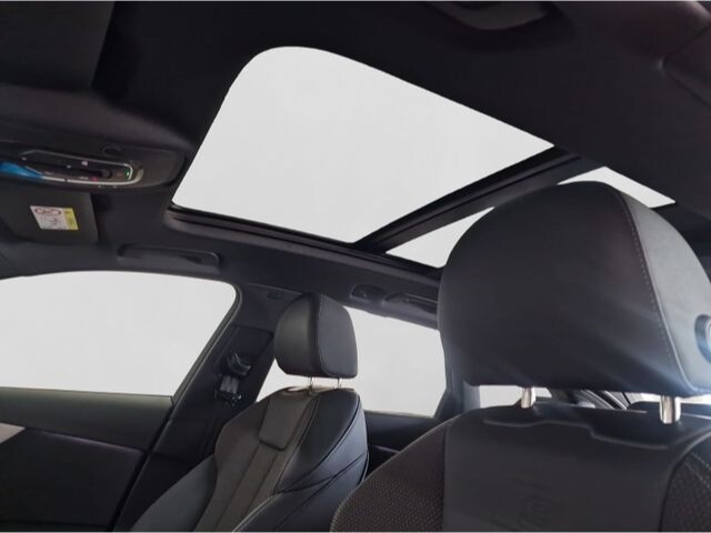 Audi A4 40 TFSI Avant S-Line S-Tronic