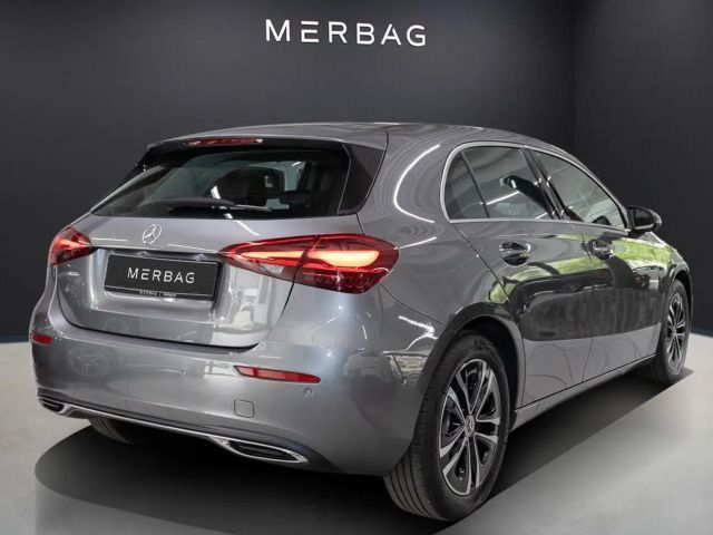 Mercedes-Benz A 180 Hatchback