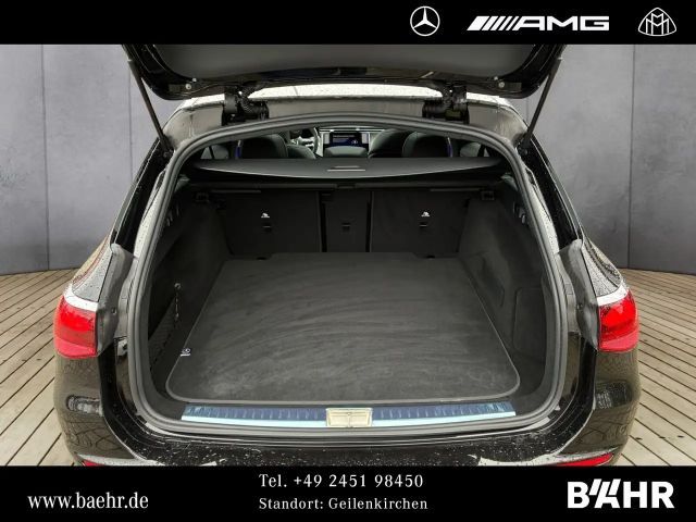 Mercedes-Benz E 220 AMG Line E 220 d Estate