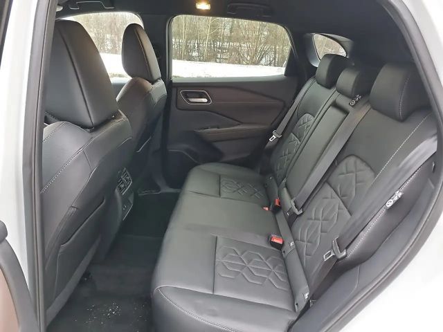 Nissan Qashqai AWD DIG-T Tekna